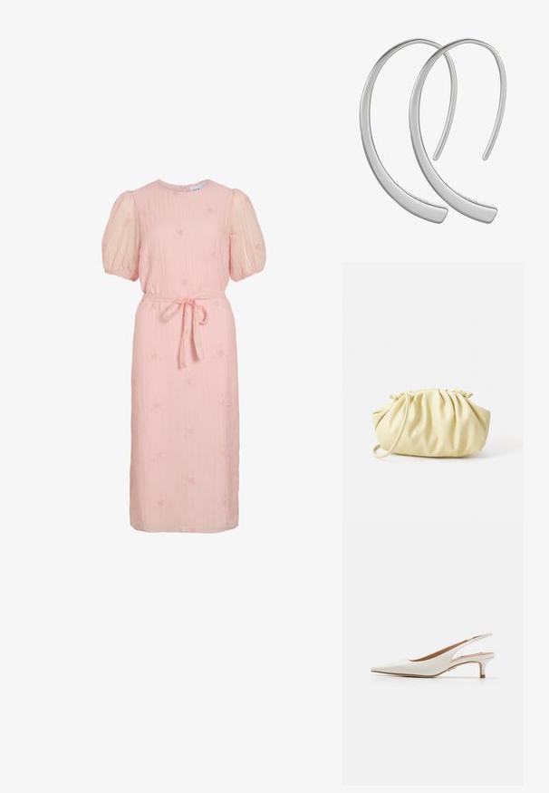 Lyserød midi-kjole med puffærmer, rund halsudskæring, små blomsterbroderier og en bundet stofbælte om taljen.; Steve Madden KARI - Pumps - white; Gul plisseret håndtaske lavet af glat kunstlæder, med en blød form, en enkelt skulderrem og samlet topdesign.; Sølvfarvede metal hoops øreringe med en glat, blank overflade og buet halvmåneform, der har et minimalistisk design uden synlige mønstre.