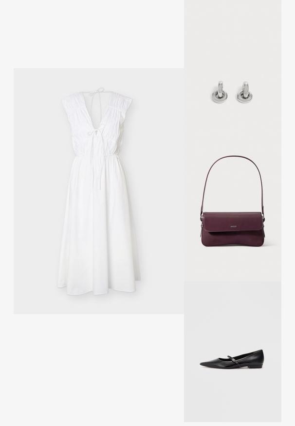 Robe midi blanche sans manches avec décolleté en V profond, épaules froncées, liens au cou et à la taille, et jupe fluide en forme trapèze.; Ballerines en cuir verni noir avec un bout pointu, une bride de cheville et un matériel décoratif. Texture lisse et design à talon bas.; Sac à main en cuir bordeaux au design structuré, avec une fermeture à rabat et une bandoulière ajustable. Détail du logo embossé sur le devant.; Paire de petites boucles d'oreilles créoles argentées brillantes avec une base ronde, présentées sur un fond clair uni.