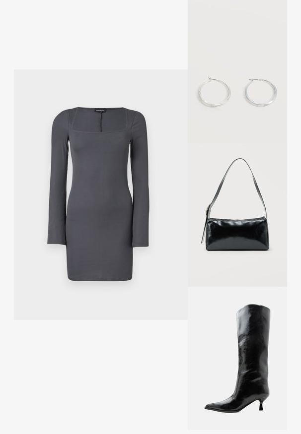 Robe longue à manches longues grise côtelée avec un décolleté carré, une silhouette ajustée et une texture douce. Présente des coutures minimales et une fermeture au dos.; Botte en cuir noire brillante, haute jusqu'au genou, avec bout pointu et talon bas courbé sur un fond clair uni.; Sac d'épaule rectangulaire noir avec une sangle réglable unique et une fermeture éclair supérieure sur un fond uni.; Boucles d’oreilles créoles en métal argenté avec une surface lisse légèrement incurvée et des fermoirs à clapet sur un fond blanc uni.