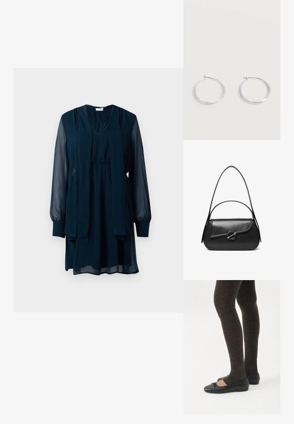 Marineblauwe lange mouw jurk met doorschijnende mouwen, V-hals, een getailleerde taille en een lange sjaal detail dat aan de voorkant is bevestigd.; Benen met donkere geribbelde leggings gecombineerd met zwarte ballerina's met kleine strikdetails op een witte achtergrond.; Zwarte leren schoudertas met een gebogen klep die is bevestigd met een ronde metalen sluiting en een smalle, verstelbare band.; Zilverkleurige metalen creolen oorbellen met een glad, licht gebogen oppervlak en sluitingen met haaksluiting op een effen witte achtergrond.
