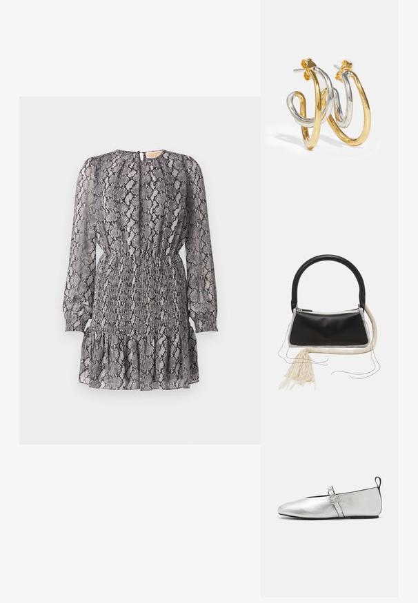 Vestido de estampado de serpiente en gris y negro con mangas largas, una cintura fruncida y un dobladillo con volantes. Presenta un cierre en la espalda con forma de ojo de cerradura.; rag & bone SPIRE MARY JANE - Bailarinas con hebilla - silver; Bolso de cuero negro con un asa redondeada, cremallera plateada, ribete de piel de oveja blanca, y un largo borlón crema unido a la parte delantera.; Pendientes de aro entrelazados en oro y plata con acabados suaves y brillantes; cuentan con un cierre de presión para un uso seguro.
