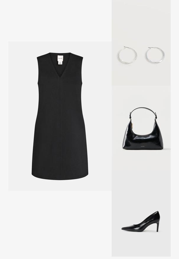 Robe noire sans manches avec un col en V, coupe droite et couture centrale visible, avec une petite étiquette de marque blanche à l'intérieur de l'encolure.; Chaussure à talon haut en cuir noir avec un bout pointu, texture lisse et un talon effilé. Design minimaliste, sans embellissements supplémentaires.; Sac à main Calvin Klein noir brillant avec fermeture éclair dorée et anse courte sur fond blanc uni.; Boucles d’oreilles créoles en métal argenté avec une surface lisse légèrement incurvée et des fermoirs à clapet sur un fond blanc uni.