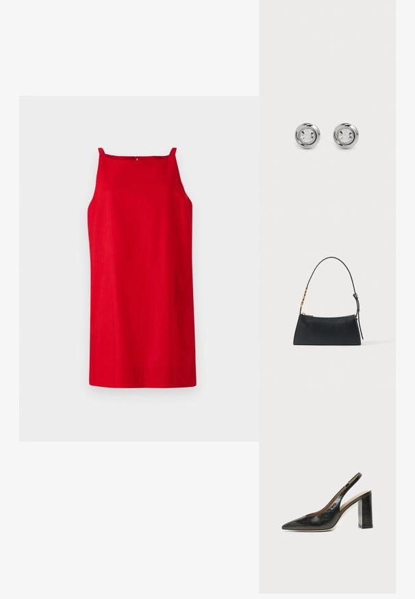 Robe sans manches rouge avec une coupe droite, réalisée en tissu lisse. Comprend de fines bretelles et un détail de couture subtil au dos.; Chaussure slingback en cuir noir à bout pointu avec un talon bloc haut et une doublure intérieure beige sur un fond clair uni.; Sac à main en cuir noir avec une fermeture éclair dorée et une bandoulière ajustable présentant des détails rectangulaires dorés sur fond blanc.; Boucles d'oreilles en métal argenté avec des cristaux ronds et transparents, présentant une finition lisse et polie ainsi qu'un design circulaire avec des bords légèrement surélevés.