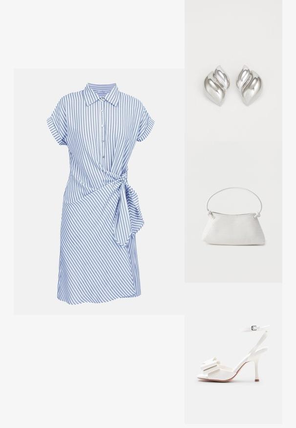 Robe à manches courtes rayée verticalement bleu et blanc, avec col, fermeture boutonnée devant et détail noué sur le côté à la taille.; Sandale blanche à talon haut avec bride à la cheville, bout ouvert et nœud décoratif sur la bride avant sur un fond uni.; Sac à main en cuir tressé blanc avec poignée arrondie et extrémités de lanière nouées, présenté sur un fond uni.; Boucles d'oreilles en argent avec une forme organique et abstraite. Surface lisse et brillante avec un design effilé. Présente des courbes subtiles et un détail central en ligne.