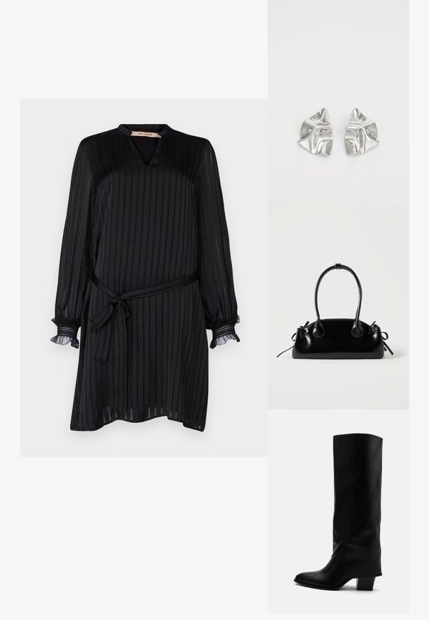 Vestido negro con rayas verticales, escote en V, mangas largas con puños acampanados y un cinturón de tela que acentúa la cintura. Textura suave.; Bota alta de cuero negro con costuras anguladas, puntera puntiaguda y tacón grueso de altura media sobre fondo blanco.; Pequeño bolso negro brillante con dos asas largas y detalles de cordón lateral sobre un fondo claro liso.; Pendientes de metal plateado con un diseño ondulado y escultórico, que presentan un acabado pulido y formas irregulares, destacando una estética contemporánea.