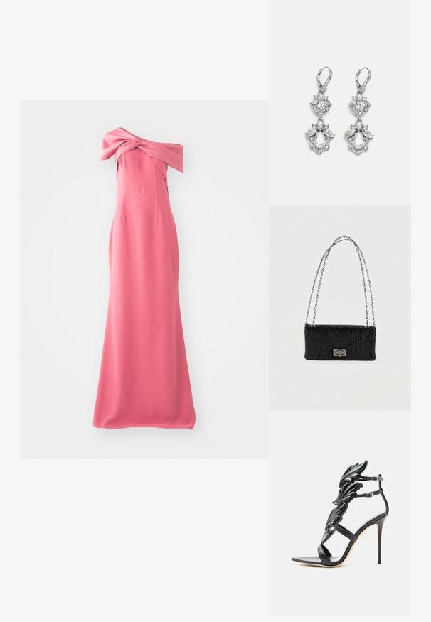 Lang pink kjole med off-the-shoulder design, der har en knyttet detalje ved udskæringen og en glat, svævende stof.; Sort højhælet sandal med vingeformede blanke dekorative elementer og dobbelte ankelstropper med sølvspænder.; Sort perle handbag med rektangulær form, sølv kædehank og en metallås med et geometrisk design. Teksturområde med perler.; Sølvfarvede øreringe med flere klare krystalgemstones i dråbe- og marquiseformer, med låse med bøjlestik og detaljeret udsmykning.