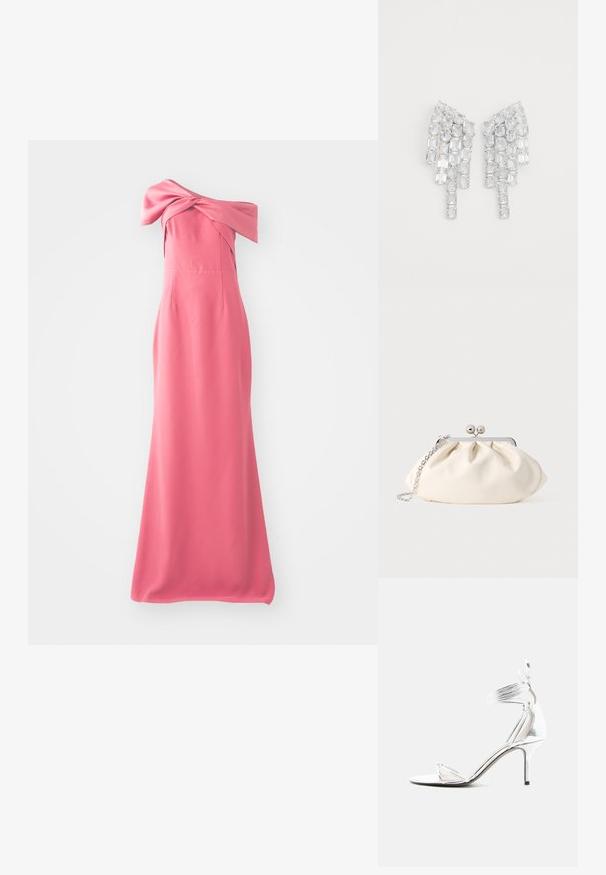 Lang pink kjole med off-the-shoulder design, der har en knyttet detalje ved udskæringen og en glat, svævende stof.; Sølv højhælede sandal med tynde stropper, ankelrem og slank stiletthæl på en ensfarvet hvid baggrund.; Cremefarvet stofclutch med et rynket design, sølv metalramme, to dekorative kugler og en sølvkæde som rem.; Klare krystaløreringe med et forlænget design, der har rektangulære og firkantede sten, der falder i en vifteform. Skinner med en glitrende overfladetextur.