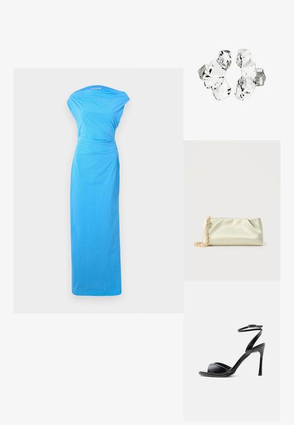 Longue robe bleue avec un décolleté drapé, une taille cintrée et une jupe fluide en tissu lisse.; Sandale noire à talon haut avec bout ouvert, talon stiletto fin et bride de cheville avec boucle sur fond blanc.; Pochette en satin vert clair avec une bandoulière chaîne en or et cristaux, forme rectangulaire avec des plis doux sur un fond uni.; Grappe de six morceaux translucides et réfléchissants de forme irrégulière, ressemblant à du verre, disposés sur un fond blanc.