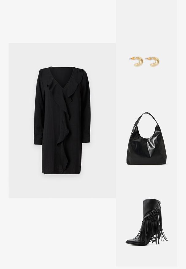 Schwarzes Kleid mit V-Ausschnitt und einem gerafften Frontdetails. Lange Ärmel und eine lässige Passform unterstreichen die elegante Ausstrahlung. Weicher Stoff.; Schwarzer knöchelhoher Stiefel mit hohen Absätzen, schrägen Fransen und Metallösen entlang des oberen Randes, spitze Zehe und Stilettoabsatz.; Schwarze Leder-Hobo-Tasche mit einer weichen, glänzenden Textur und einem runden, offenen Oberteil. Verfügt über einen breiten, gebogenen Tragegurt. Keine sichtbaren Beschläge.; Goldene, mondförmige Ohrringe mit glatter Oberfläche, die orangefarbene Akzente nahe dem Stecker und silberne Beschläge aufweisen.