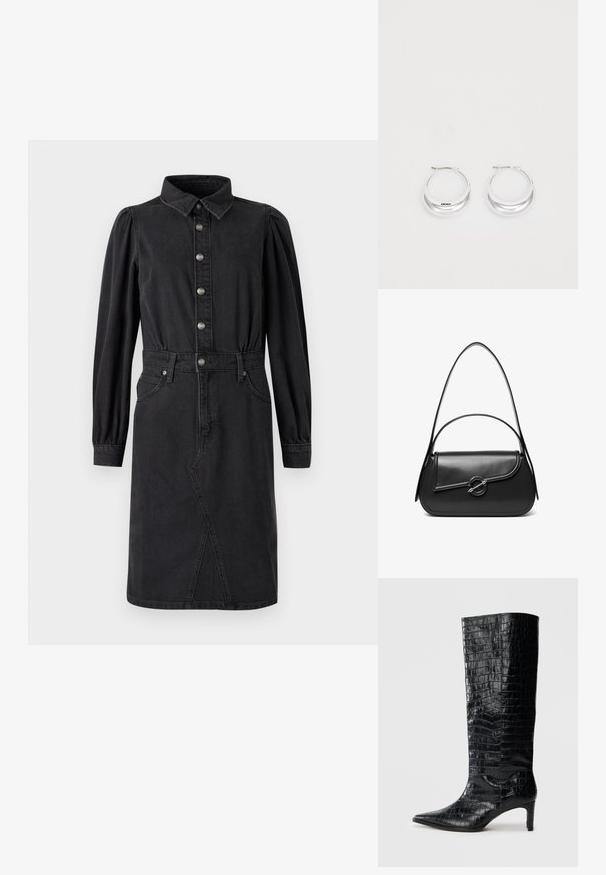Zwarte denim jurk met een knoopsluiting aan de voorkant, spitse kraag, elastische taille, lange puffmouwen en twee zijzakken.; Zwarte knielaarzen met een glanzende, krokodillenpatroonstructuur, een puntige neus en een taps toelopende hak. Gladde synthetische materiaal.; Zwarte leren schoudertas met een gebogen klep die is bevestigd met een ronde metalen sluiting en een smalle, verstelbare band.; Zilveren creolen met een gepolijste afwerking en DKNY-branding, weergegeven tegen een effen witte achtergrond.