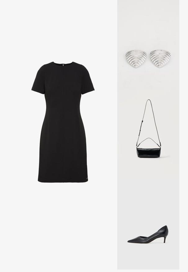 Robe noire courte à manches courtes, longueur genou, avec encolure ronde et taille ajustée, dotée d'une fermeture éclair au dos.; Escarpin en cuir noir avec un bout pointu et un talon bas. Présente une texture lisse et un éclat subtil. Découpe ouverte à l'avant pour un détail supplémentaire.; Sac bandoulière rectangulaire en cuir noir avec bandoulière ajustable, fermeture éclair sur le dessus et petit logo Calvin Klein doré sur le devant.; Boucles d'oreilles en argent avec un design ondulé et texturé, en forme de croissants superposés ; la finition polie accentue les qualités réfléchissantes.