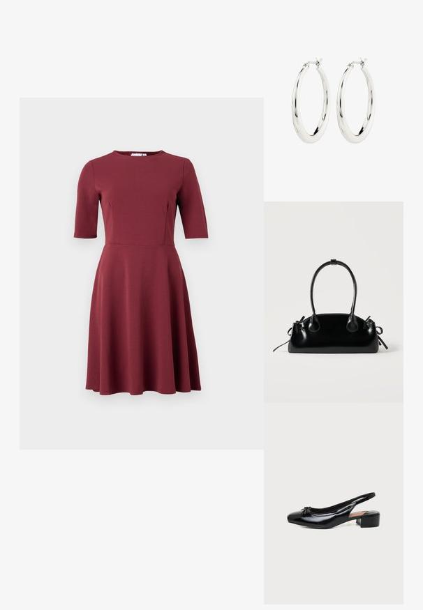 Burgunderfarbendes Kleid mit rundem Ausschnitt, kurzen Ärmeln, tailliertem Oberteil und ausgestelltem Rock. Hergestellt aus glattem Stoff ohne sichtbare Muster oder Verzierungen.; Schwarzer Slingback-Schuh aus Lackleder mit niedrigem Blockabsatz und kleinem Schleifendetail an der abgerundeten Spitze, seitlich auf weißem Hintergrund gezeigt.; Kleine schwarze glänzende Handtasche mit zwei langen Griffen und seitlichen Kordelzug-Details vor einfachem hellem Hintergrund.; Silberne Creolen mit einer glatten, glänzenden Oberfläche. Kreisform, ausgestattet mit einem sicheren Verschluss. Einfaches und elegantes Design.