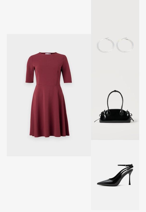 Burgunderfarbendes Kleid mit rundem Ausschnitt, kurzen Ärmeln, tailliertem Oberteil und ausgestelltem Rock. Hergestellt aus glattem Stoff ohne sichtbare Muster oder Verzierungen.; Schwarzer Lackleder-Pumps mit hohem Absatz, spitzer Kappe und doppelten Knöchelriemen mit silbernen Schnallen.; Kleine schwarze glänzende Handtasche mit zwei langen Griffen und seitlichen Kordelzug-Details vor einfachem hellem Hintergrund.; Paar glänzende silberne Creolen mit dünnen Drahtverschlüssen, dargestellt vor einem hellgrauen Hintergrund.
