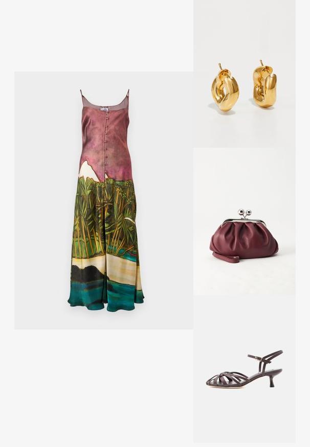 Robe longue en satin avec bretelles fines ; imprimé paysager artistique en rose, vert et bleu ; dotée d'une fermeture à boutons sur le devant et d'une silhouette fluide.; Sandale à talon kitten en cuir marron foncé avec lanières et bride de cheville réglable à boucle sur fond blanc.; Petit sac pochette en cuir bordeaux avec fermoir métallique argenté et bracelet sur fond blanc.; Boucles d'oreilles créoles en or massif avec un design tubulaire légèrement tordu et des fermoirs à tige sur un fond blanc.