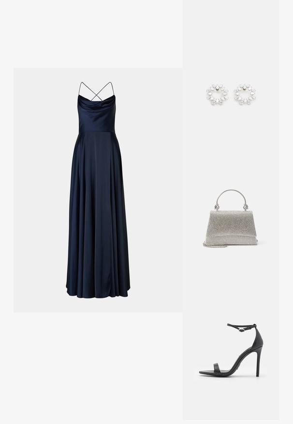 Marineblauwe satijnen avondjurk met een cowl-nek, dunne kruislingse bandjes en een vloeiende, volle rok. Gladde textuur en elegante silhouet.; Zwarte hoge hakken sandalen met een open teen, dunne banden en een enkelsluiting. Gladde leren textuur met een puntige neus.; ALDO FELISIA - Handtas - silver-coloured; Ronde oorbellen van metaal, voorzien van meerdere heldere, facetteerde stenen die in een sprankelend patroon zijn gerangschikt. Kleurloos en reflecterend.
