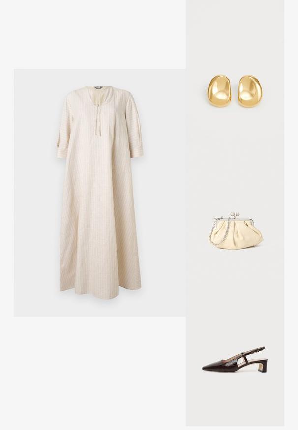 Longue robe crème avec de discrètes rayures verticales, manches trois-quarts, encolure ronde avec un lien à l'avant et coupe ample.; Chaussure slingback en cuir marron foncé à texture crocodile, bout pointu, talon bas bloc et bride ajustable avec boucle dorée.; Pochette en cuir beige plissé avec un cadre en métal argenté, dotée de deux fermoirs ronds décoratifs et d'une chaîne en argent.; Boucles d'oreilles en forme de clou de couleur or, avec une forme lisse et arrondie et une surface réfléchissante, mettant en avant un design minimaliste sans motifs visibles.