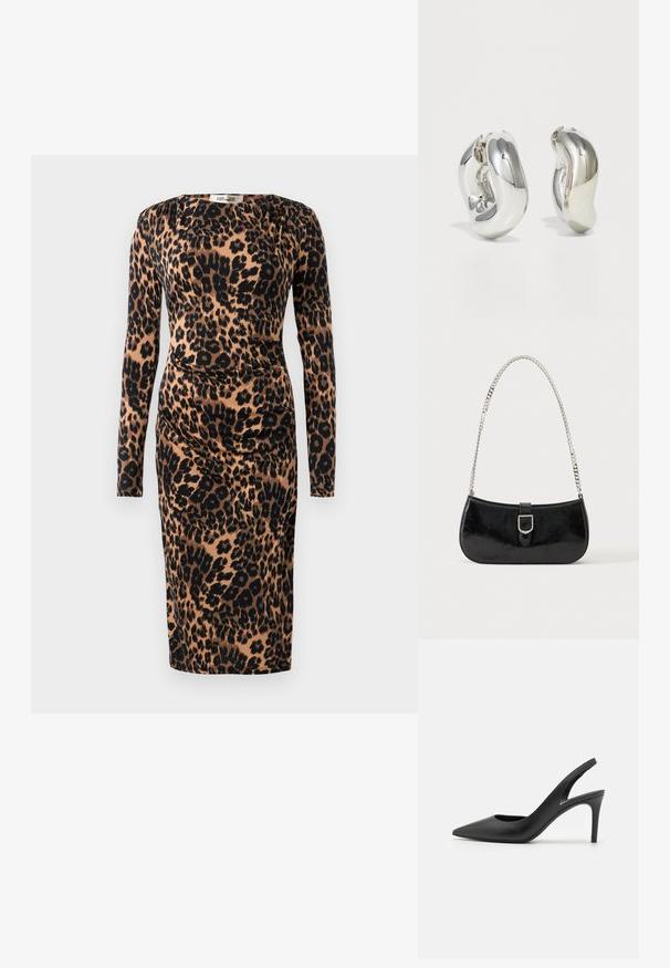 Langsleeve, jurk tot de knie met gerimpelde taille in bruine en zwarte luipaardprint stof.; Zwarte leren slingback hoge hakken met een puntige neus, met een uitsparing aan de voorkant en een dunne stilettohak.; Zwarte lakleren schoudertas met een zilveren gespdetail en een zilveren kettingriem, getoond tegen een effen lichte achtergrond.; Zilveren sculpturale oorbellen met gladde, gebogen vormen en reflecterende oppervlakken. Voorzien van een gesloten hoepelontwerp en een onderscheidende organische vorm.