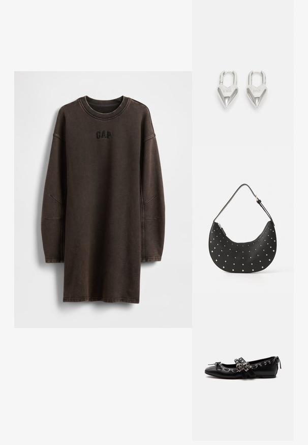Vestido sudadera marrón de gran tamaño hecho de material suave, con cuello redondo y logo bordado "GAP" en el pecho.; Zapato de ballet plano negro con correas de doble hebilla, ojales plateados y un pequeño lazo cerca de la puntera redondeada sobre un fondo blanco.; Bolso de mano de cuero negro con forma curva, adornado con tachuelas plateadas, cuenta con cierre de cremallera y una sola correa ajustable.; Candados en forma de corazón de plata con inscripciones grabadas de "SÍ" y "NO", acabado pulido, diseño simétrico y un robusto cierre de metal.