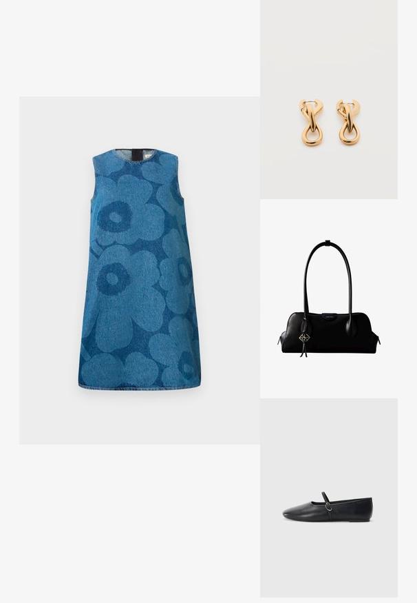 Mouwloze denim jurk met een bloemenpatroon in verschillende tinten blauw. Heeft een ronde halslijn en een rechte snit.; Zwarte leren balletschoenen met een spitse neus, platte zool en een kleine strap met een zilveren gespsluiting.; Zwarte leren Calvin Klein handtas met lange hengsels, een logo-label aan de voorkant en een zilverkleurige geometrische hanger die aan één hengsel hangt.; Een paar glanzende oorringen in goudkleur met een lusvormige, gedraaide en verstrengelde ontwerp, afgebeeld op een eenvoudige witte achtergrond.
