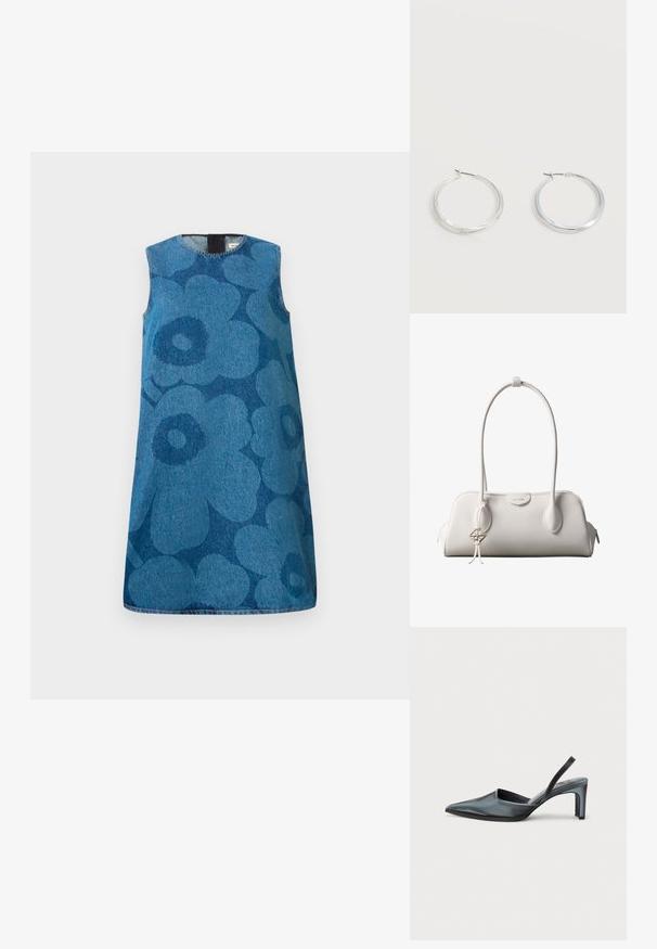 Mouwloze denim jurk met een bloemenpatroon in verschillende tinten blauw. Heeft een ronde halslijn en een rechte snit.; Zwarte slingback hak met een puntige neus, een gladde satijnen afwerking en een slanke hak van 7,5 cm. Open zijkantontwerp met minimale stikdetails.; Witte Calvin Klein schoudertas met lange hengsels, rechthoekige vorm, ritssluiting en decoratieve logohanger bij het hengsel.; Zilverkleurige metalen creolen oorbellen met een glad, licht gebogen oppervlak en sluitingen met haaksluiting op een effen witte achtergrond.