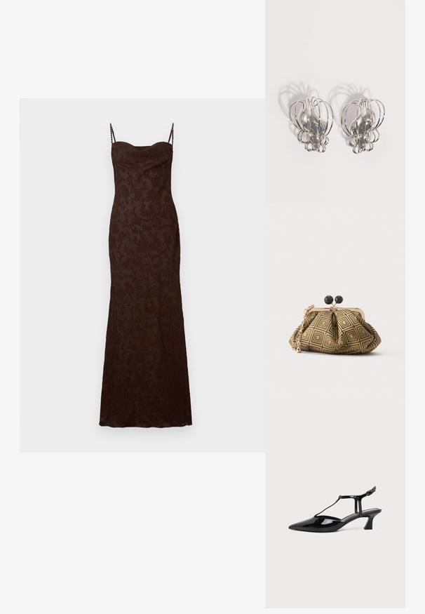 Robe maxi marron avec une texture florale délicate, des bretelles fines et ajustables, et une silhouette cintrée. Tissu lisse avec un léger éclat.; Chaussure slingback en cuir verni noir à bout pointu avec bride en T et petit talon bloc incliné sur fond blanc.; Petite pochette avec motif géométrique doré et noir, cadre en métal doré, fermeture à boule noire et une courte chaîne dorée.; Paire de boucles d'oreilles en métal argenté avec un design en cage à fil ouvert et des formes ovales centrales lisses projetant des ombres courbes sur un fond blanc.