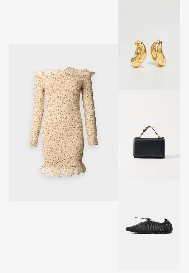 Robe longue à manches longues, beige texturée avec col et ourlet à volants, présentant une surcouche transparente à pois sur les détails à volants.; Chaussure slip-on en mesh noir avec une semelle fine et un lacet ajustable noué sur le dessus, présentée de profil sur fond blanc.; Sac à main en cuir noir de forme rectangulaire, doté d'une anse supérieure et d'accents en métal doré. Texture lisse, design minimaliste.; Boucles d'oreilles en or en forme de d'anneaux lisses et courbés avec une finition polie. Équipées d'un mécanisme de fermeture et de légères indentations pour le détail.