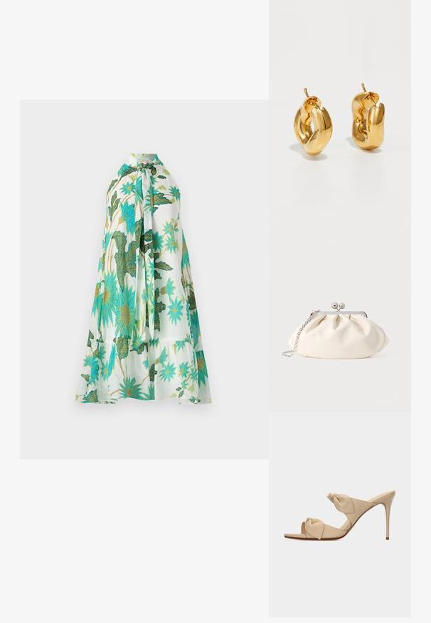 Blomsterkjole med halterneck, med hvid baggrund og levende blå og grønne blomsterdesigns, blødt stof og lagdelt design.; Beige åben tå højhælet mule-sandal med to snoede knudestrimler og en slank stilet-hæl på hvid baggrund.; Cremefarvet stofclutch med et rynket design, sølv metalramme, to dekorative kugler og en sølvkæde som rem.; Chunky guld hoop øreringe med et let snoet, rørformet design og postsystem bagpå, på en hvid baggrund.