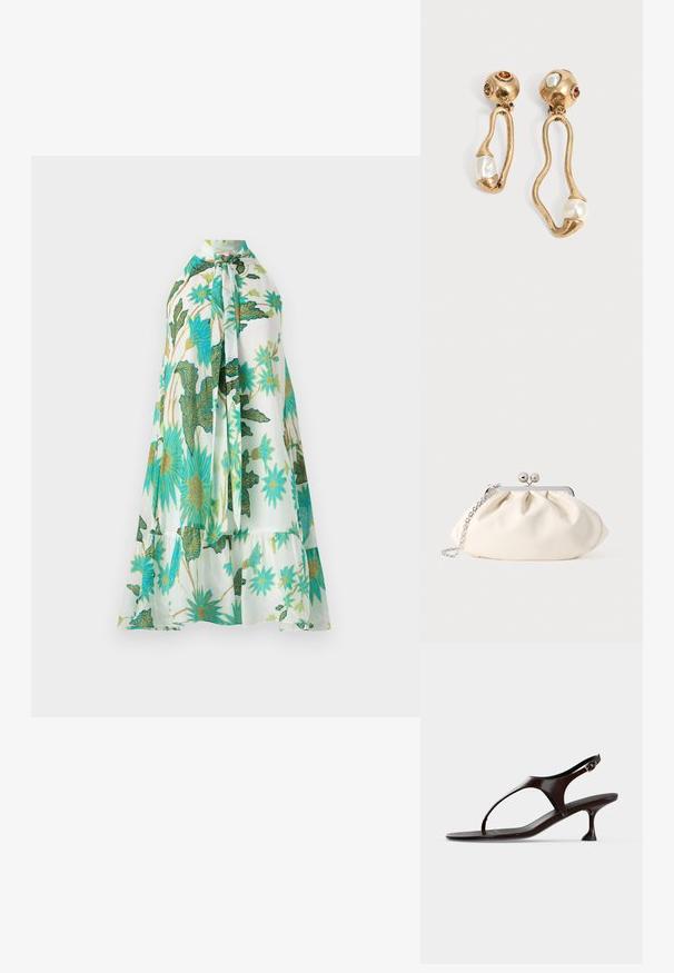 Bloemjurk met halternek, een witte achtergrond en levendige blauwe en groene bloemmotieven, zachte stof en gelaagd ontwerp.; Donkerbruine lakleren slingbacksandaal met kittenheel en teenbandje op witte achtergrond.; Crèmekleurige stoffen clutch met een geplooid ontwerp, een zilverkleurig metalen frame, twee decoratieve balletjes en een zilveren kettingriem.; Goudkleurige oorbellen met onregelmatige open vormen, elk met een parel aan de onderkant en edelsteendetails op de ronde stekers.