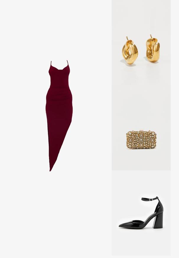 Burgunderrotes, figurbetontes Kleid mit Spaghettiträgern, seitlichem Schlitz und gerafften Details an der Taille, aus elastischem Stoff.; Schwarzer Lacklederschuh mit hohen Absätzen, spitz zulaufender Zehenpartie, Knöchelriemen und breitem Blockabsatz für Stabilität, mit einer glatten, glänzenden Oberfläche.; Goldene Clutch mit aufwendigen Perlen- und Strassverzierungen. Rechteckige Form, Schnappverschluss und abnehmbarer Kettenriemen.; Fette goldene Creolen mit einem leicht verdrehten, röhrenförmigen Design und Steckverschlüssen auf einem weißen Hintergrund.
