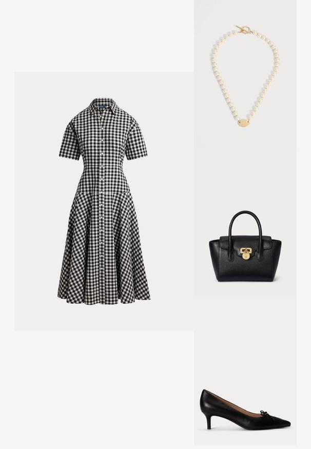Zwart-wit geruite gingham korte-mouwen overhemdjurk met een getailleerde taille, knoopsluiting vooraan en uitlopende midi-rok.; Zwarte leren pump met puntige neus, lage kittenhak en kleine decoratieve strik bovenop, zijaanzicht op een witte achtergrond.; Zwart leren handtas met een gestructureerde vorm, textuur op het oppervlak, twee bovenhandgrepen en een gouden slotsluiting.; Parelketting met gouden toggle-sluiting en een ovale gouden hanger gegraveerd met letters op een effen witte achtergrond.
