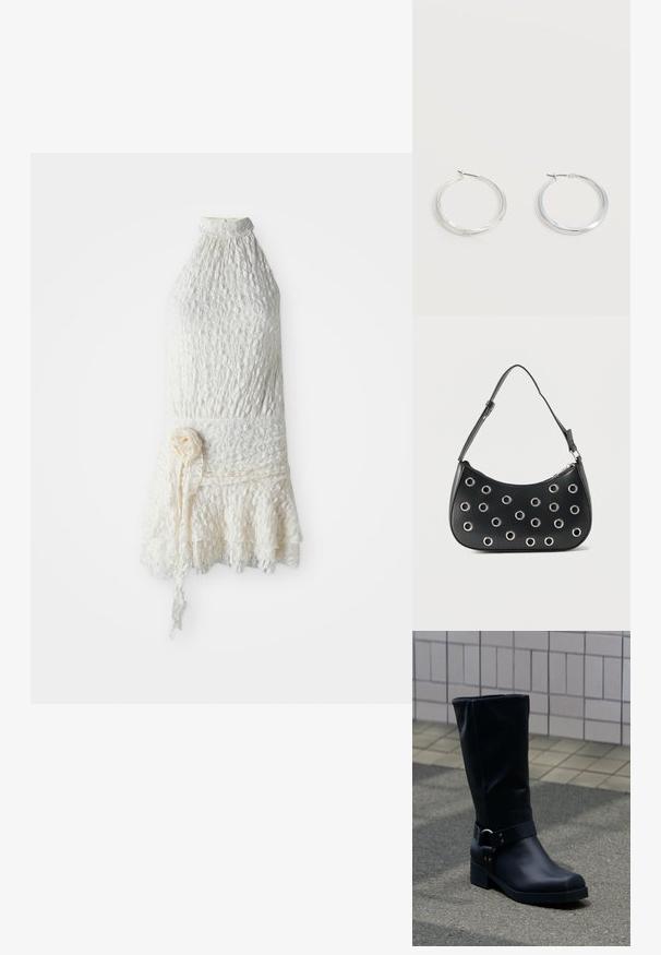 Vestido sin mangas de encaje blanco con cuello alto, textura floral, cintura ajustada y dobladillo con volantes, que presenta un cinturón de flores de tela.; Bota negra de cuero hasta la mitad de la pantorrilla con un tacón bajo de bloque y una correa decorativa con hebilla metálica alrededor del tobillo, sobre un pavimento de baldosas.; Bolso de hombro de cuero negro con correa ajustable, adornos de ojales metálicos plateados y cierre superior con cremallera.; Pendientes de aro de metal plateado con superficie lisa y ligeramente curvada y cierre de tipo mosquetón sobre un fondo blanco liso.
