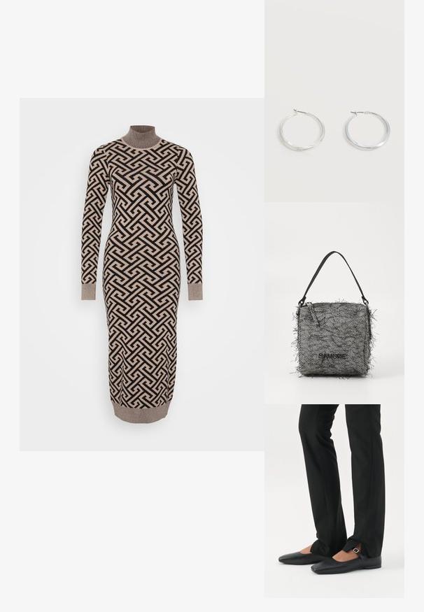 Langes, figurbetontes Kleid in einem beigen und schwarzen geometrischen Muster, mit einem gerippten Rollkragen und Bündchen, aus einem gestrickten, strukturierten Stoff gefertigt.; Beine in schwarzen schmalen Hosen mit vorderen Schlitzen am Saum, kombiniert mit schwarzen flachen Mary-Jane-Schuhen mit kleinem Schnallenriemen.; Geflochtener Tasche in Schwarz-Weiß mit Fischgrätenmuster und fransigen Kanten, ausgestattet mit einem dünnen Schultergurt und einem Logo auf der Vorderseite.; Silberne Metallcreolen mit glatter, leicht gebogener Oberfläche und Klappverschluss vor schlicht weißem Hintergrund.