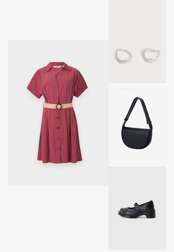 Maroon t-paita mekko lyhyillä hihoilla, nappi edessä ja poimutuksia. Mukana beigellä kudottu vyö, jossa on pyöreä solki. Sileä, kevyt kangas.; Mustat nahkaiset Mary Jane -kengät pyöreällä kärjellä, säädettävällä remmillä ja keskikokoisella lohkopohjalla. Ominaisuuksiin kuuluu kontrastivärinen ompelu ja teksturoitu pohja.; Mustasta nahasta valmistettu puolikuun muotoinen olkalaukku, jossa säädettävä hihna ja hopeanväriset solkikoristeet, yksinkertaisen vaalean taustan edessä.; Pari sileäpintaisia hopeanvärisiä renkaanmuotoisia korvakoruja, joissa on hieman epäsäännöllinen kolmionmuotoinen muoto, yksinkertaisella vaalealla taustalla.