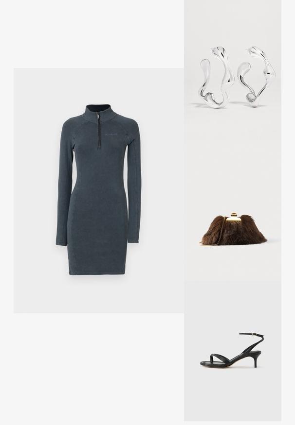 Langærmet kjole i mørkegrå med lynlåskrave, tætsiddende design og glat tekstur. Har minimal branding på brystet.; Sort damesandal i læder med tynde remme, en tå-loop, ankelspænde og en mellemhøj stiletthæl på en neutral baggrund.; Brun clutch i imiteret pels med lås og kæderem i guldfarve. Blød tekstur, trekantet form og let fluffy udseende.; Øreringe i sølvtonede abstrakte bølgede hoops med en glat, reflekterende overflade og uregelmæssige organiske former.