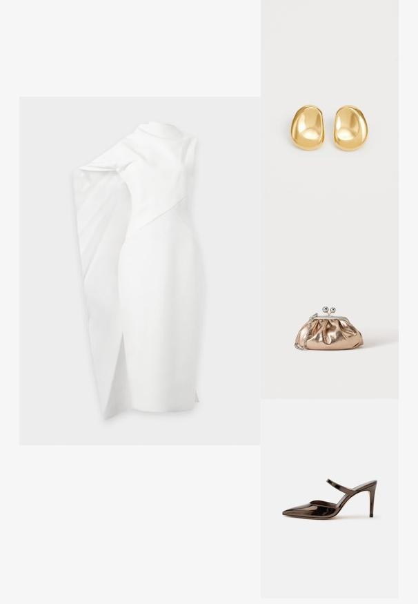 Robe blanche asymétrique avec une silhouette ajustée et une cape dramatique drapée sur un bras, longueur au genou avec une fente subtile sur un côté.; Mule à talon haut marron foncé brillant à bout pointu avec une fine bride sur le coup de pied sur fond blanc uni.; Petit sac pochette métallique dorée avec fermoir argenté et chaîne sur un fond clair uni.; Boucles d'oreilles en forme de clou de couleur or, avec une forme lisse et arrondie et une surface réfléchissante, mettant en avant un design minimaliste sans motifs visibles.