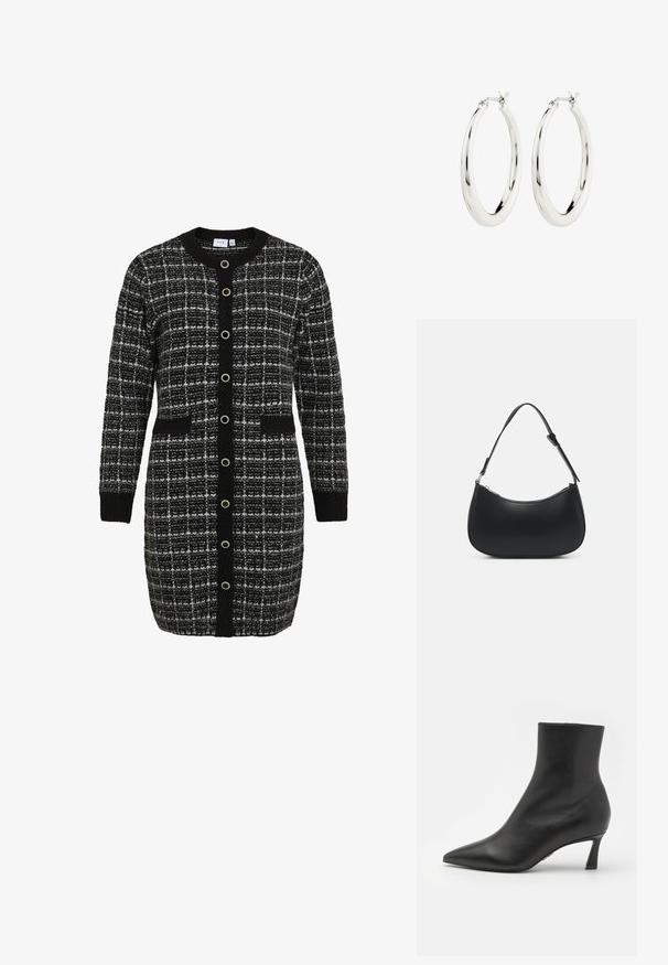 Sort og hvid ternet cardigan med rund krave, lange ærmer, frontlommer og kontrasterende sort knaplukning. Strikket tekstur.; Steve Madden LULAH - Ankelstøvler - black; Pieces PCALUANA SHOULDER BAG - Håndtasker - black; Sølvøreringe i form af hoops med en glat, blank finish. Cirkulær form, der har en sikker lås. Simpelt og elegant design.