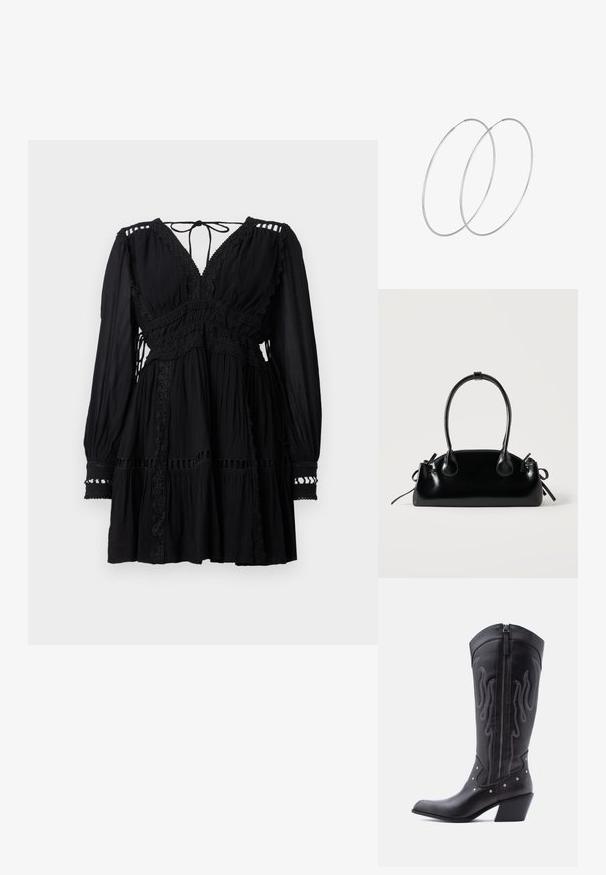 Mini vestido negro de manga larga con escote en V, ribete de encaje, tejido fruncido y cierre con lazo en la parte posterior del cuello.; Botas vaqueras de cuero negro con puntera puntiaguda, costuras visibles, detalles de tachuelas plateadas y cierre de cremallera en el lado interior.; Pequeño bolso negro brillante con dos asas largas y detalles de cordón lateral sobre un fondo claro liso.; Pendientes de aro plateados con un diseño minimalista. Forma circular, textura suave y perfil delgado. Livianos con un acabado pulido.