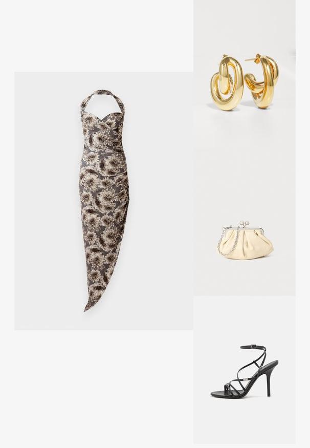 Halter neck fitted kjole med grå og beige store blomsterprint, rynkede sider og asymmetrisk kant.; Sort højhælet sandal med tynde stropper, en ankelspænde, en glat læderoverflade og en slank stilethæl.; Plisseret beige læderclutch med en sølvmetalramme, der har to runde dekorative låse og en sølvkædetrasporte.; Charlotte Chesnais BO INITIAL BLOW - Øreringe - gold-coloured