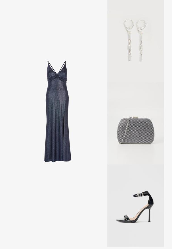 Vestido largo sin mangas de color azul marino con un acabado brillante. Presenta un escote fruncido y una abertura lateral para mayor libertad de movimiento. Acento metálico en la tela.; Sandalia de tacón alto en piel sintética negra con correa en el tobillo. Presenta un diseño minimalista, punta abierta y una hebilla con detalles de pedrería.; Bolso de mano texturizado en blanco y negro con forma redondeada, correa de cadena plateada y un cierre de metal en la parte superior.; Pendientes colgantes de plata con cristales transparentes rectangulares y redondos en una línea vertical, asegurados con cierres tipo leverback.