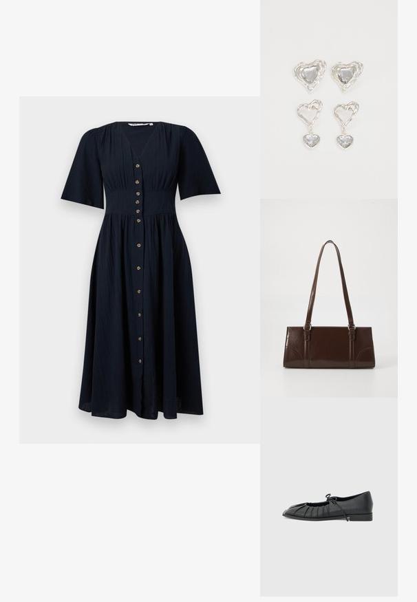 Robe midi noire avec manches courtes évasées, taille cintrée, décolleté en V et fermeture boutonnée à l'avant avec de petits boutons ronds.; Chaussure plate noire avec design plissé à l'avant et un nœud noué sur le dessus, petit talon, et texture lisse sur un fond gris clair.; Sac à main en cuir verni marron de forme rectangulaire, avec deux longues poignées et des accents courbés subtils à l'avant.; Des boucles d'oreilles en argent en forme de cœur présentent des pierres claires facettées, avec un cadre texturé. L'ensemble comprend des styles à clou et des styles pendants.