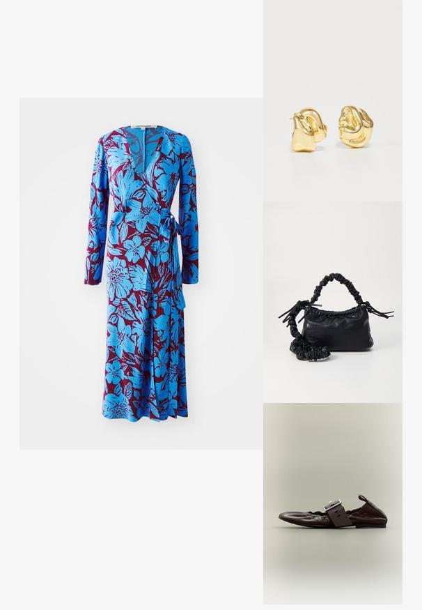 Blaue Blumenkleid mit langen Ärmeln, das einen kräftigen burgunderfarbenen Hintergrund aufweist und mit einem Taillengürtel versehen ist. Weicher Stoff mit glatter Textur.; Dunkelbrauner flacher Lederschuh mit großem silbernen Schnallenriemen und gerafften elastischen Details, seitlich auf neutralem Hintergrund dargestellt.; Schwarze Handtasche aus Kunstleder mit Krokodilstruktur, gerafftem oberen Teil und einem geschoppten Tragegurt. Sie wirkt weich und kompakt im Design.; Goldfarbene Metall-Stifte mit einem skulpturalen, gedrehten Design. Glatte, glänzende Oberfläche mit runder Form und ohne sichtbare Verzierungen.