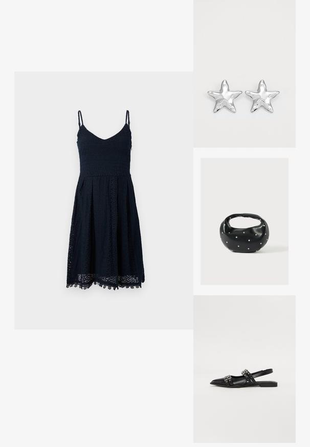 Marineblauwe jurk met dunne schouderbandjes, een V-halslijn en kantdetails. A-lijn rok met een geschulpte zoom en ingewikkelde patronen door het geheel.; Even&Odd by Zalando Slingback ballerina´s - black; Zwarte leren handtas met een afgeronde vorm, versierd met zilveren studs, en een korte handgreep. Gladde textuur en ritsluiting.; Zilveren stervormige oorbellen met een gepolijste, glanzende afwerking. Elke oorbel heeft vijf punten en subtiele textuurdetails op het oppervlak.
