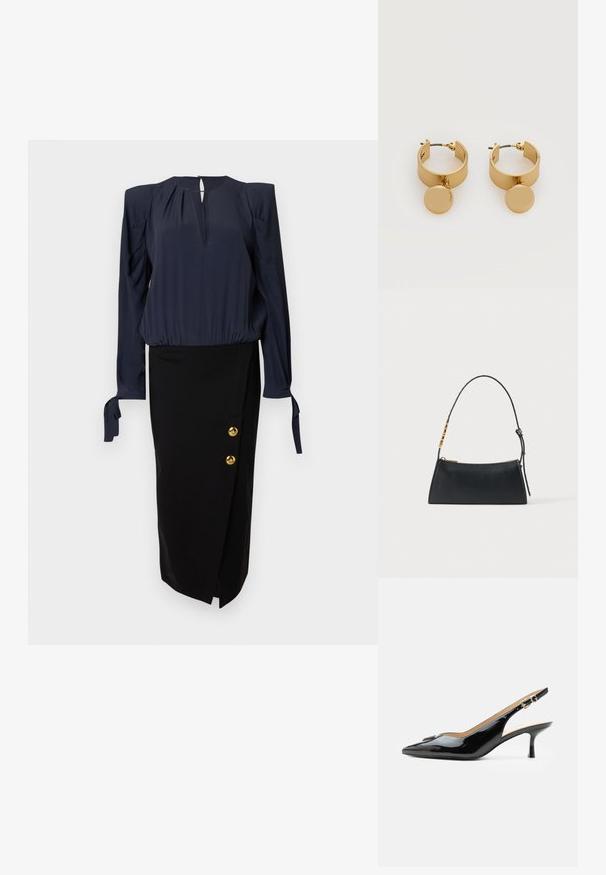 Blusa azul marino con mangas abullonadas y escote con abertura en forma de llave, combinada con una falda lápiz negra que presenta botones dorados decorativos en el lateral.; Tacón slingback de charol negro con puntera puntiaguda, tacón pequeño tipo kitten y correa con hebilla plateada sobre un fondo blanco liso.; Bolso de mano de cuero negro con cremallera dorada y correa ajustable con detalles rectangulares dorados sobre un fondo blanco.; Par de pendientes de aro en tono dorado con colgantes circulares planos colgando dentro de cada aro sobre un fondo blanco.
