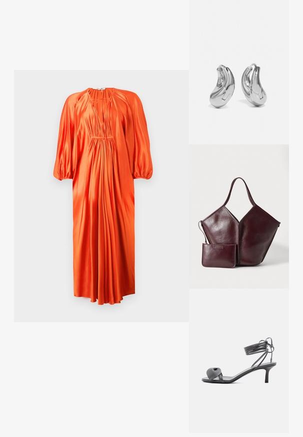 Robe en satin orange avec de longues manches bouffantes, décolleté en V profond et plis froncés à la taille, tombant jusqu'à mi-mollet. Texture lisse.; Sandale à talon en cuir gris avec une bride nouée sur les orteils et des lacets enroulants autour de la cheville, sur un talon moyen et fin, sur fond blanc.; Sac à main en cuir marron foncé avec une seule anse et une petite pochette zippée assortie placée devant sur un fond clair.; Boucles d'oreilles en argent en forme de créoles avec une finition incurvée et brillante, et un design sans couture. Équipées d'une fermeture à charnière pour un port sécurisé.