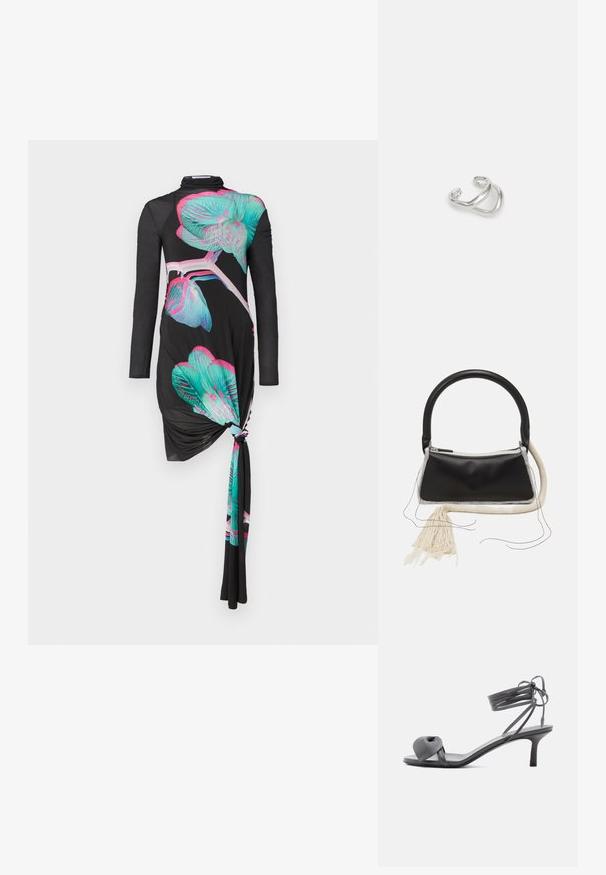Vestido negro de manga larga con detalle de nudo en un lado, con patrones de orquídeas multicolores en turquesa y rosa, de textura suave.; Sandalia de tacón de cuero gris con tira anudada en los dedos y cordones que se envuelven alrededor del tobillo, sobre un tacón delgado de altura media, sobre fondo blanco.; Bolso de cuero negro con un asa redondeada, cremallera plateada, ribete de piel de oveja blanca, y un largo borlón crema unido a la parte delantera.; Maria Black RIVER EARCUFF - Pendientes - silver