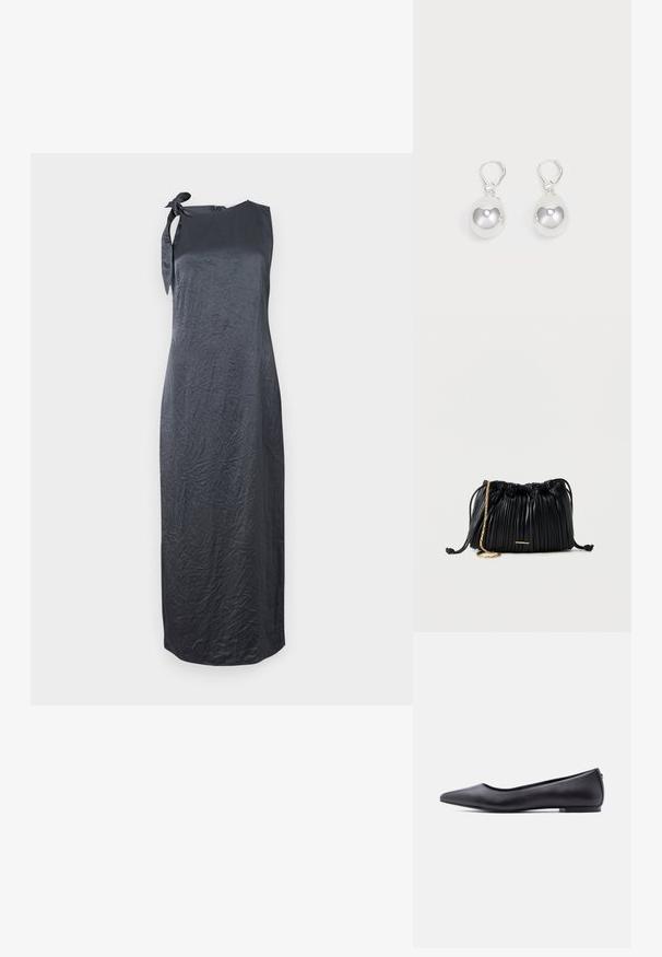 Schwarzes ärmelloses Kleid mit einem Bindedetail an der linken Schulter, aus einem glatten, geknitterten Stoff gefertigt, mit einer geraden Silhouette und knielanger Länge.; Schwarzer flacher Lederschuh mit spitzer Kappe und niedrigem Absatz, seitlich vor weißem Hintergrund gezeigt.; Schwarze, plissierte Ledertasche mit Kordelzug, goldener Kettenriemen und kleinem, horizontalem goldfarbenem Akzent auf der Vorderseite.; Silberne Tropfenohrringe mit glatten, runden, reflektierenden Oberflächen, die an Hakenverschlüssen hängen. Der Hintergrund ist reinweiß.