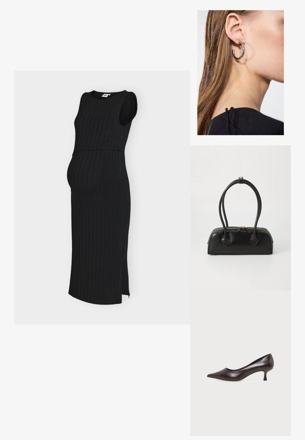 Robe midi noire sans manches en côte avec fente latérale, conçue pour la maternité avec une silhouette ajustée et un col rond.; Escarpin en cuir marron foncé à bout pointu avec petit talon incurvé sur fond blanc.; Sac à main en cuir noir avec deux anses allongées, fermeture éclair et forme arrondie ; texture lisse avec une finition légèrement brillante.; Boucle d'oreille en argent avec une finition polie, présentant de petits détails en or et de forme ronde, portée sur le lobe.