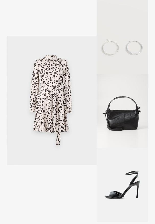 Lange mouw jurk in lichtbeige met zwart gespikkeld patroon, knoopsluiting aan de voorkant, tailleband en uitlopende rok. Gladde stoffen textuur.; Zwarte sandaal met hoge hak, open teen, smalle naaldhak en enkelbandje met gesp op een witte achtergrond.; Zwarte leren handtas met een gestructureerd ontwerp, een ronde bovenhandgreep en een afneembare schouderriem. Beschikt over een gladde textuur en een subtiele glans.; Zilverkleurige metalen creolen oorbellen met een glad, licht gebogen oppervlak en sluitingen met haaksluiting op een effen witte achtergrond.