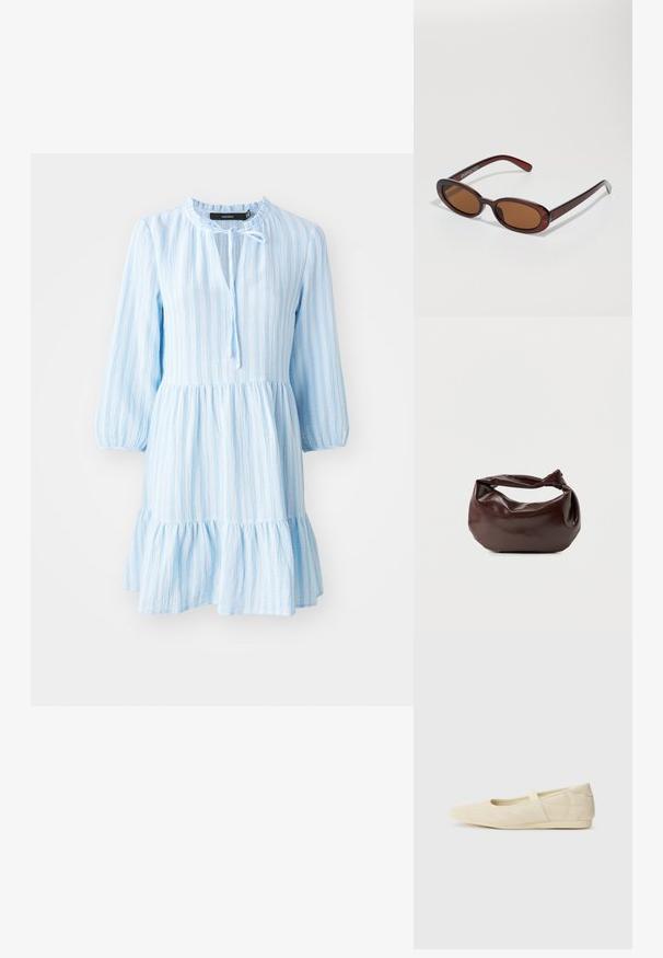 Vestido de algodón a rayas azul claro con mangas largas, dobladillo con volantes y escote con lazo. Presenta un ajuste relajado y una textura suave.; Bailarinas beige con un exterior de cuero liso, punta en forma de almendra y una correa elástica en el empeine, con detalles de costura sutiles.; Gafas de sol redondas con tinte marrón y un marco burdeos brillante. Patillas delgadas con un sutil detalle de marca. Diseño de lentes planos.; Bolso de hombro de cuero marrón oscuro con una forma suave y caída, y un asa con nudo torcido sobre un fondo blanco liso.