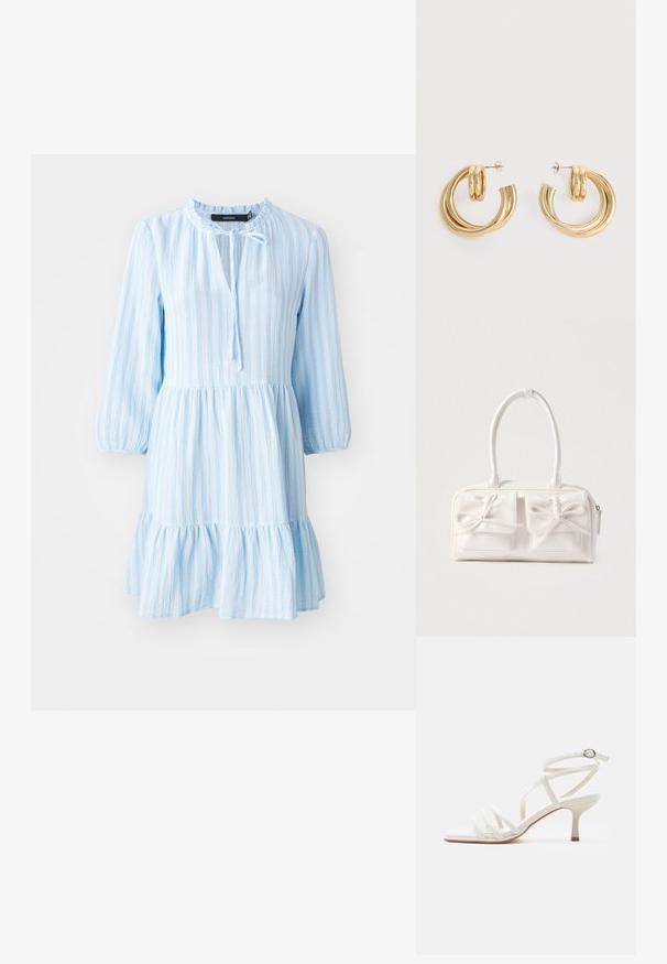 Vestido de algodón a rayas azul claro con mangas largas, dobladillo con volantes y escote con lazo. Presenta un ajuste relajado y una textura suave.; Sandalia blanca de mujer con tiras, tacones delgados, tres tiras delanteras y una correa en el tobillo con hebilla plateada.; Bolso sintético blanco con dos bolsillos delanteros, cada uno con un detalle de lazo atado. Textura suave, asas redondeadas y cierre de cremallera.; Par de pendientes de aro doble brillante de oro con cierres de presión sobre un fondo blanco.